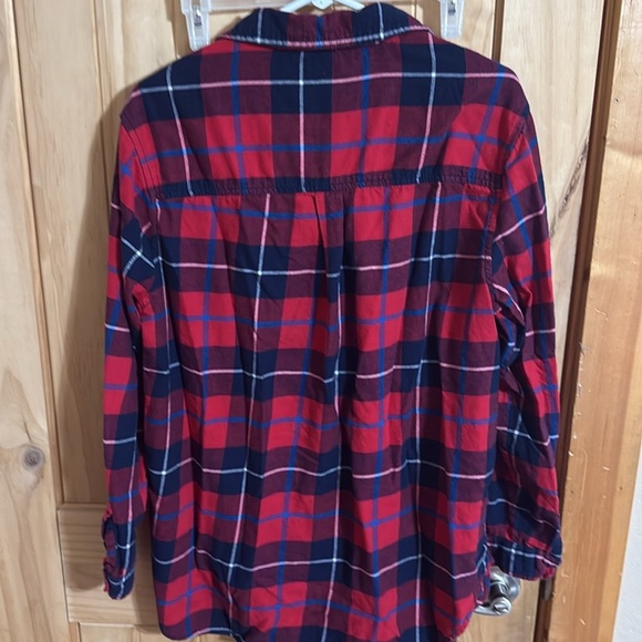 Beachlunchlounge Red and Blue Women’s Plaid Button-Up Shirt - Picture 3 of 5